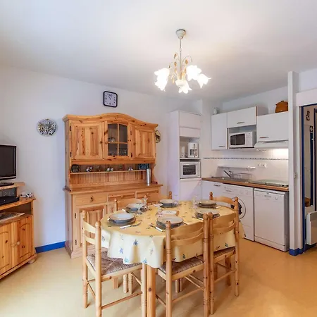 : Duplex 4 Pers Avec Balcon, Parking, Proche Thermes Et Randonnees - Fr-1-401-289 Apartament *