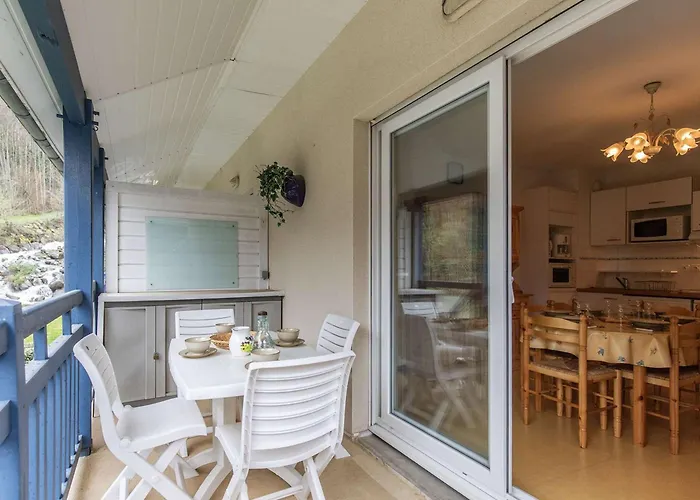 : Duplex 4 Pers Avec Balcon, Parking, Proche Thermes Et Randonnees - Fr-1-401-289